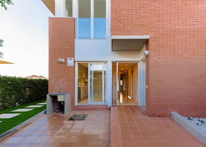 Beachy House - Casa En Montgat, Barcelona * Montgat